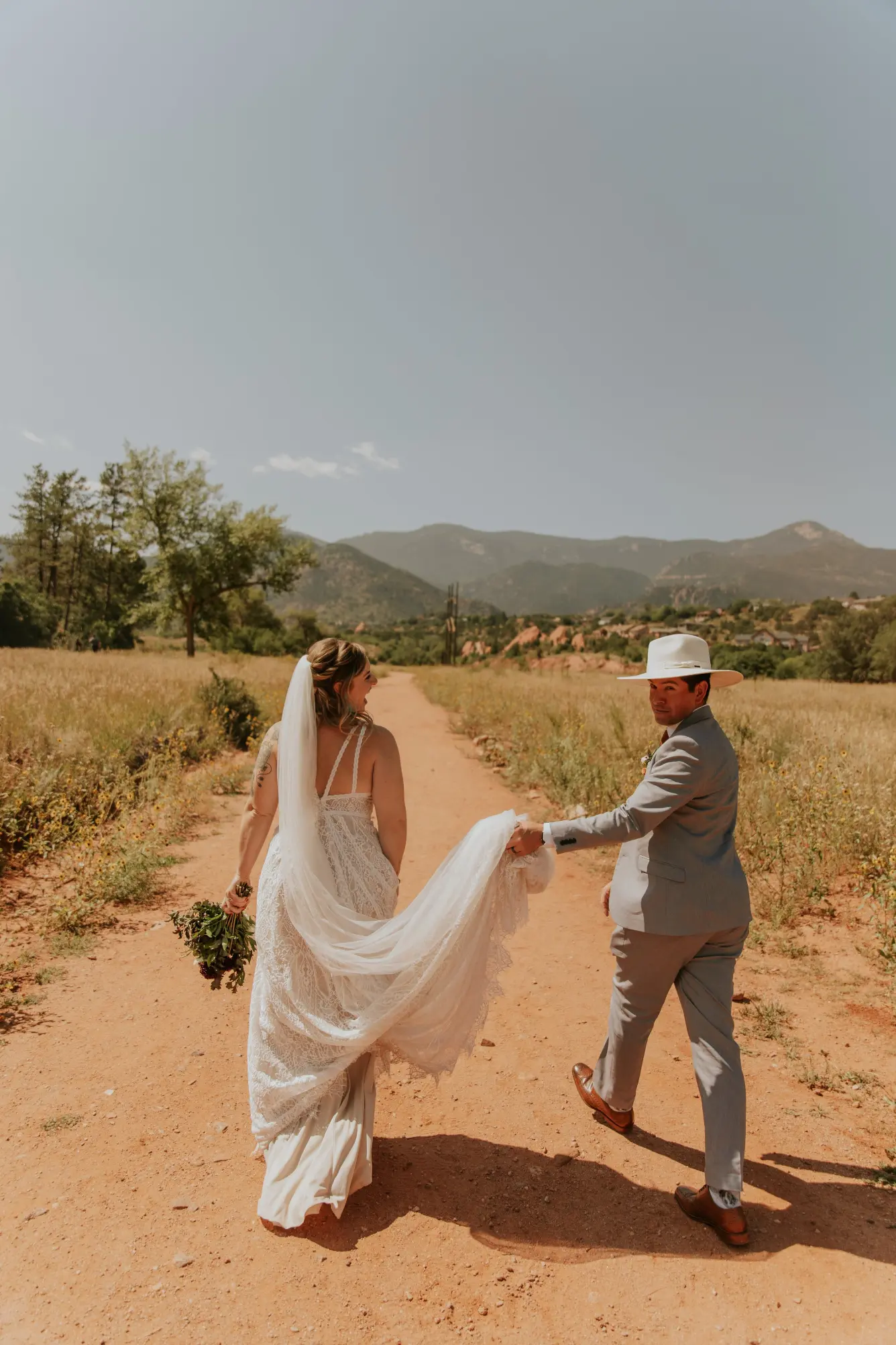 4 modern wedding aesthetic at clay modern wedding aesthetic at clay
